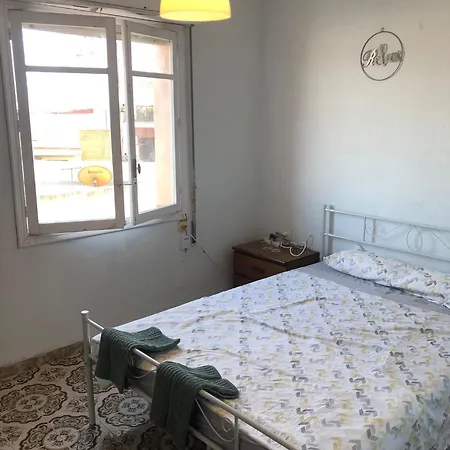 Private With 4 Bedroom And Balcony Apartment
