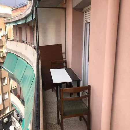 Private With 4 Bedroom And Balcony Apartment *