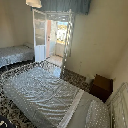 Lejlighed Private With 4 Bedroom And Balcony *