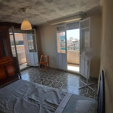 Private With 4 Bedroom And Balcony * Alicante